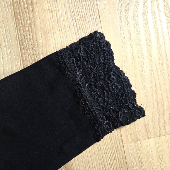 Angel Serenade Black Lace Capri Leggings (S/M) NWOT - Picture 3 of 5